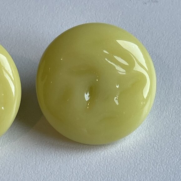 Vintage Bakelite? Round Button Style Clip On Earrings Yellow Retro 70s Japan - Picture 3 of 7